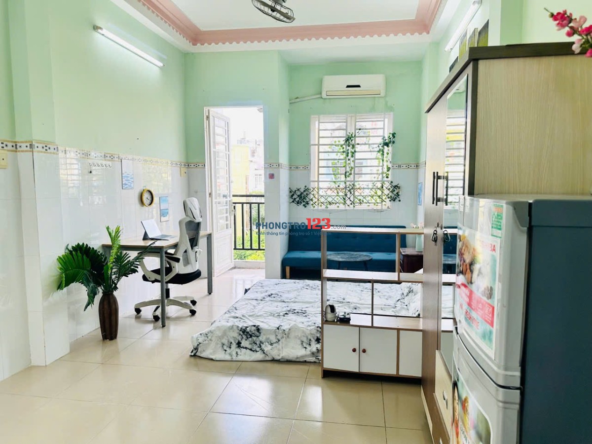 Cho thuê căn hộ Studio Ban công thoáng Q4 gần cầu Calmette, Ông Lãnh, Kênh Tẻ, công viên Khánh Hội