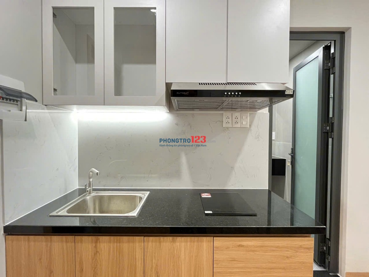 STUDIO BAN CÔNG FULL NỘI THẤT P.TÂN KIỂNG Q7 GẦN CRESENT MALL, LOTTE, RMIT, TDTU, Q1-4-8