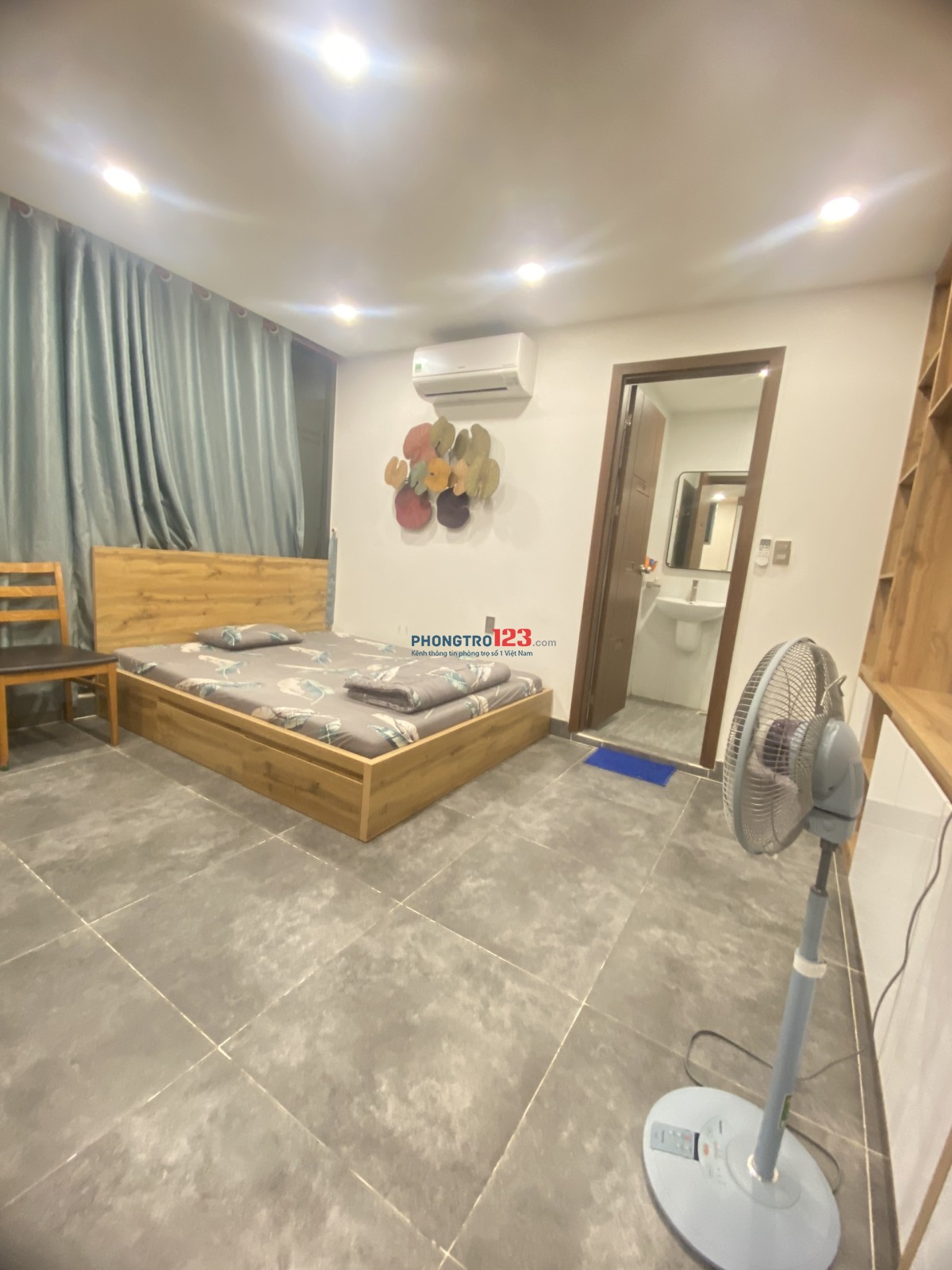 Cho thuê căn hộ dịch vụ full nội thất gần đại học Văn Lang