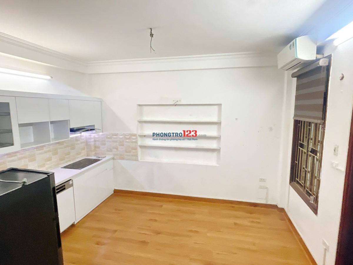 Cho thuê nhà ngõ 333 phố Vọng, 25m× 5 tầng. đủ tiện nghi, giá 10tr/tháng