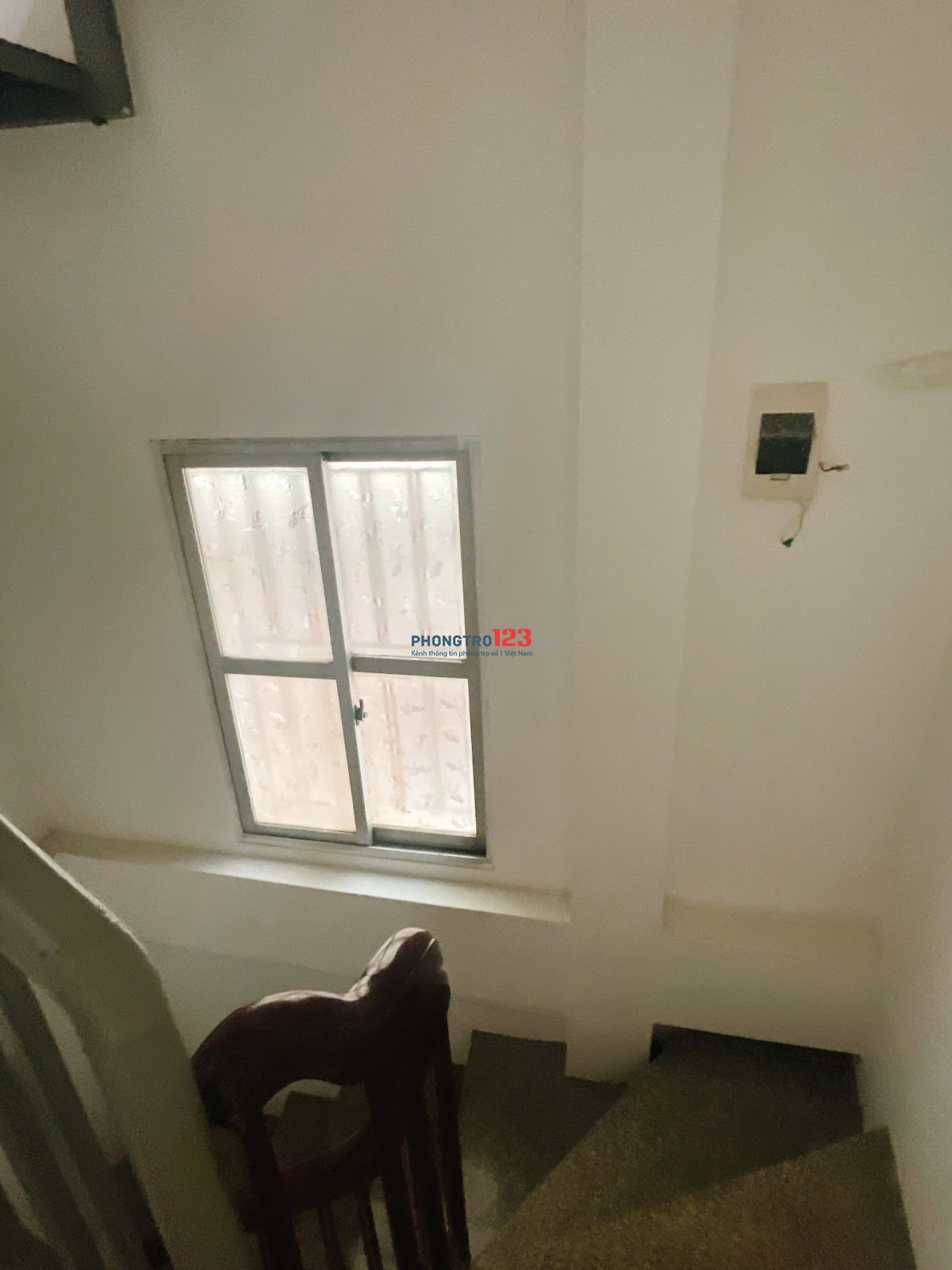 Cho thuê nhà ngõ 333 phố Vọng, 25m× 5 tầng. đủ tiện nghi, giá 10tr/tháng