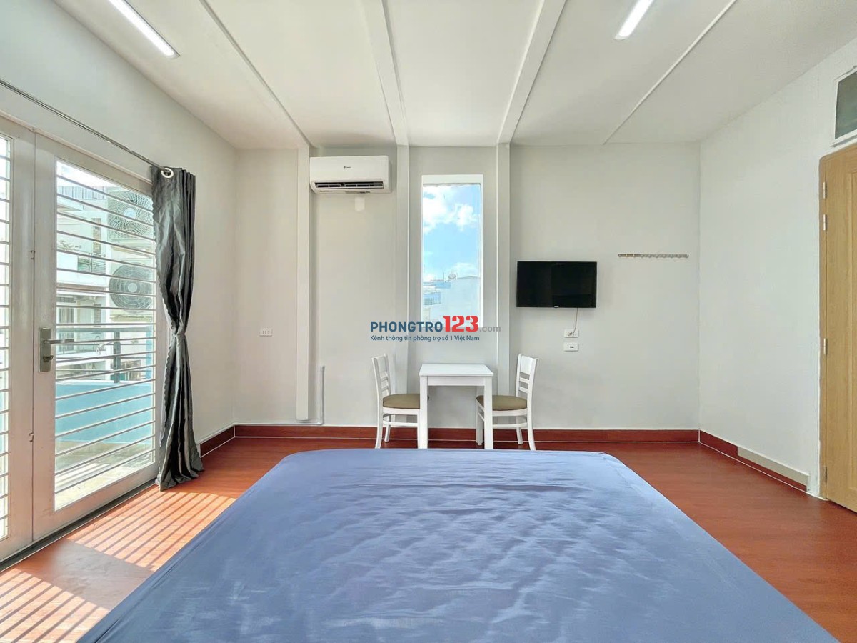 STUDIO FULL NỘI THẤT – PHÓ ĐỨC CHÍNH, BÌNH THẠNH – BAN CÔNG LỚN – GẦN LANMARK 81, ĐH HOA SEN, QUẬN1