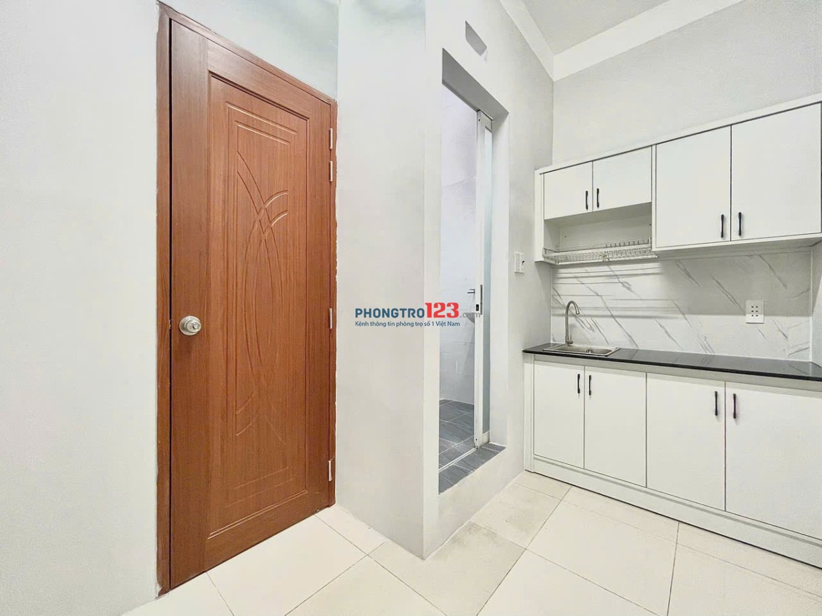 STUDIO FULL NỘI THẤT – PHÓ ĐỨC CHÍNH, BÌNH THẠNH – BAN CÔNG LỚN – GẦN LANMARK 81, ĐH HOA SEN, QUẬN1
