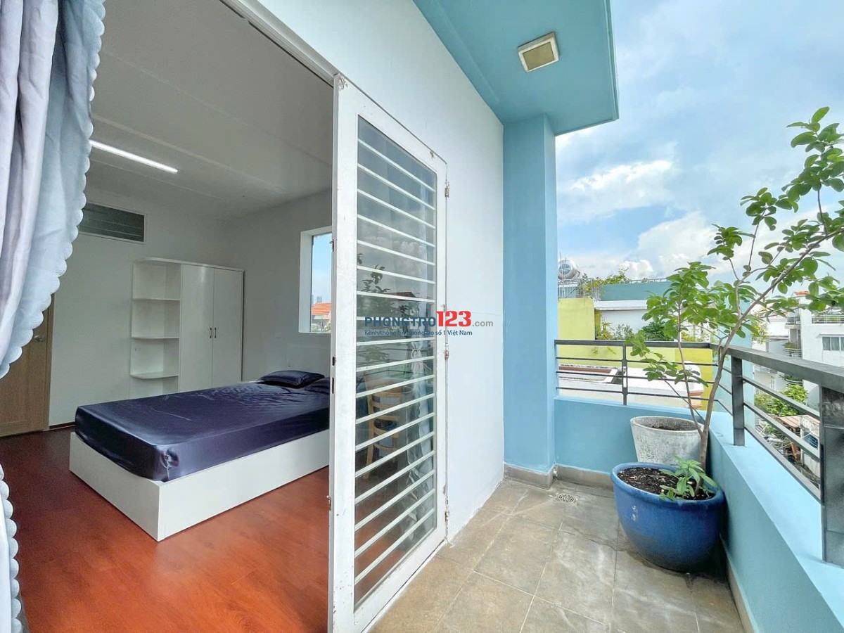 STUDIO FULL NỘI THẤT – PHÓ ĐỨC CHÍNH, BÌNH THẠNH – BAN CÔNG LỚN – GẦN LANMARK 81, ĐH HOA SEN, QUẬN1