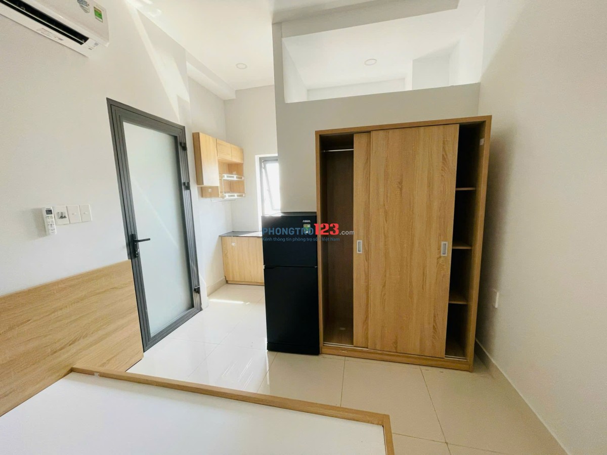 Phòng trọ giá rẻ quận 3 ngay công viên lê văn tám , chợ tân định q1