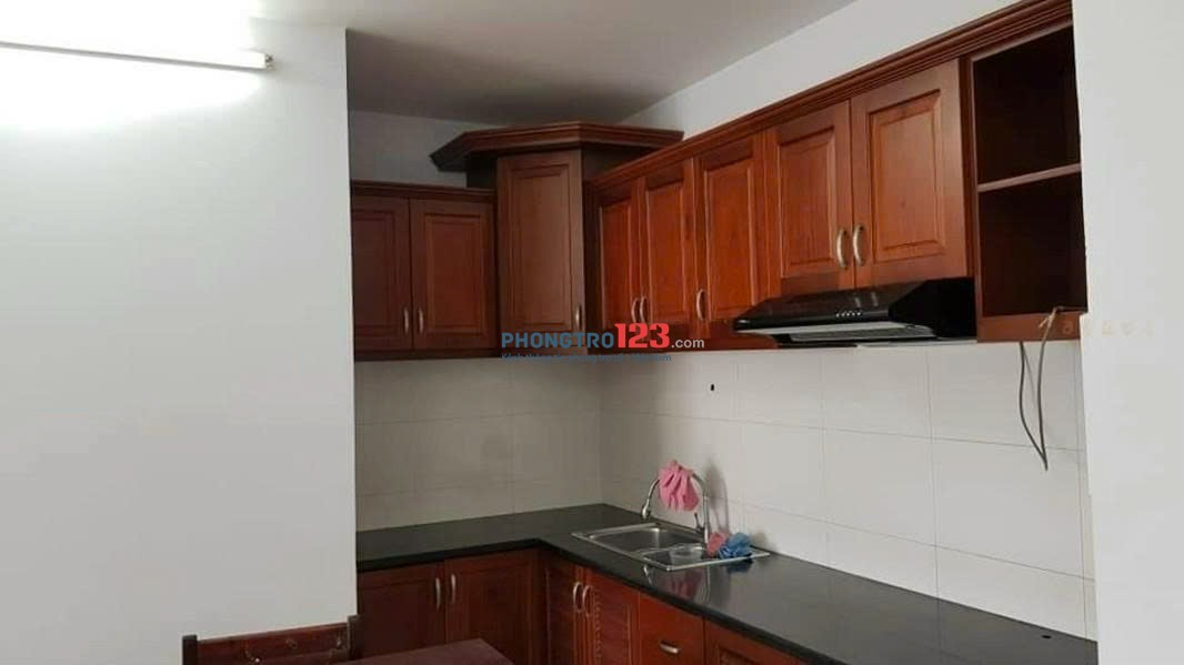 Chung cư Phan Văn Trị, Lê Hồng Phong, Q5:80m2, 2p ngủ, 2wc, 12tr/th