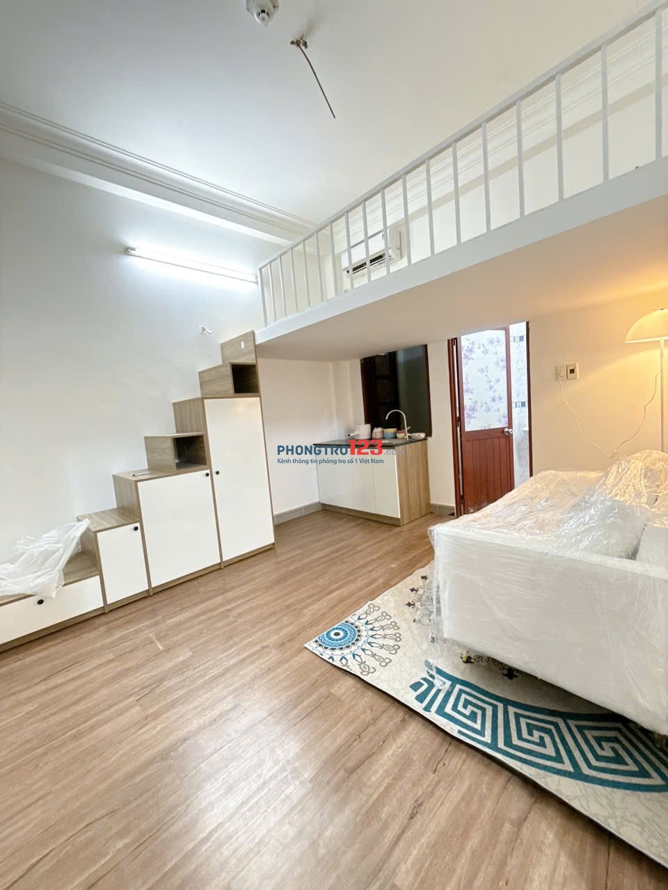 CHO THUÊ CĂN HỘ DUPLEX – CỬA SỔ TRỜI – CỘNG HÒA, P4, TÂN BÌNH