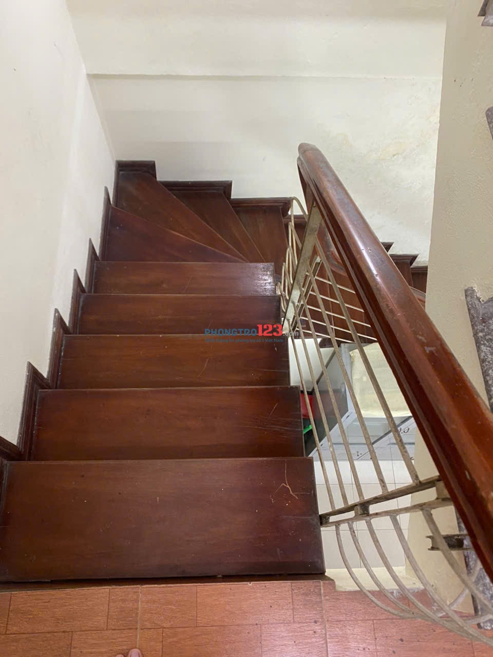 Cho thuê nhà nguyên căn Phố Vạn Phúc, Ba Đình. Vừa ở vừa kinh doanh. Chỉ 10tr