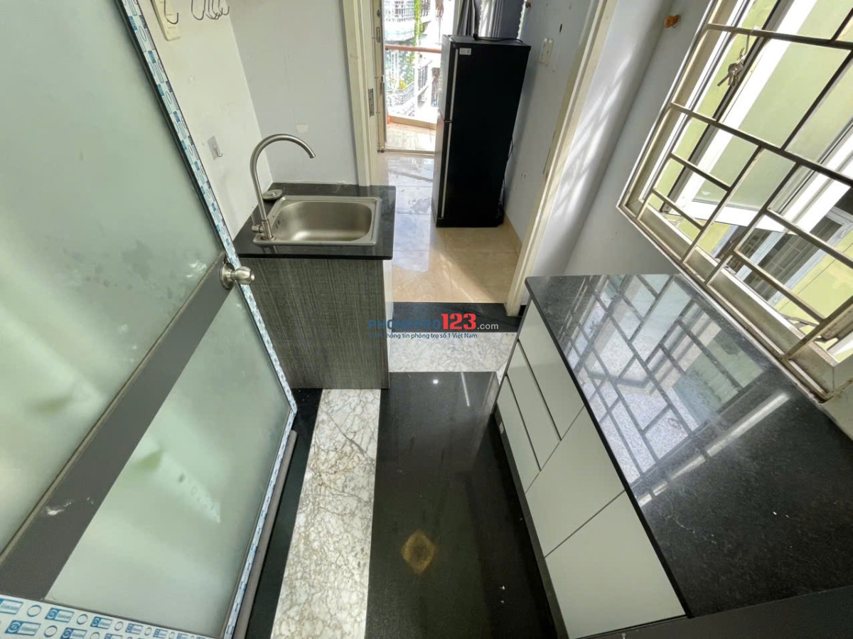 Studio Full Nội Thất + Ban Công Rộng – Nguyễn Văn Thương, Bình Thạnh – Dọn Vào Ở Ngay!