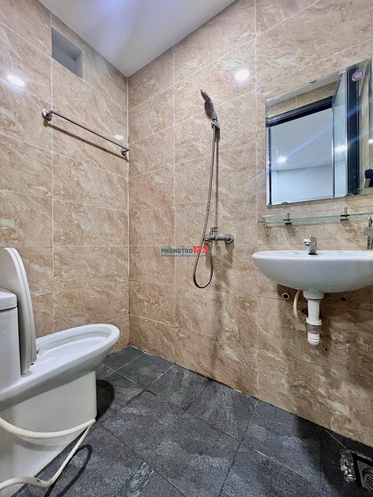 PHÒNG ĐẸP FULL NT NGAY KDC PHÚ MỸ