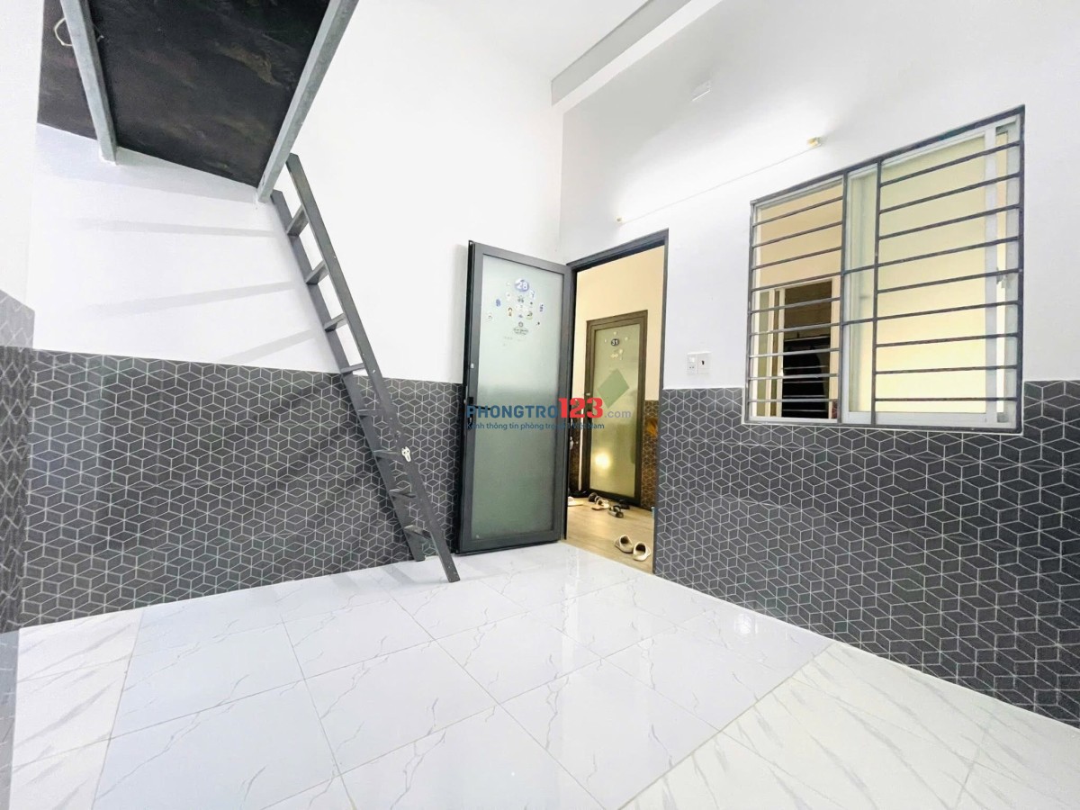 PHÒNG TRỌ CÓ GÁC ĐỐI DIỆN ĐH CÔNG THƯƠNG