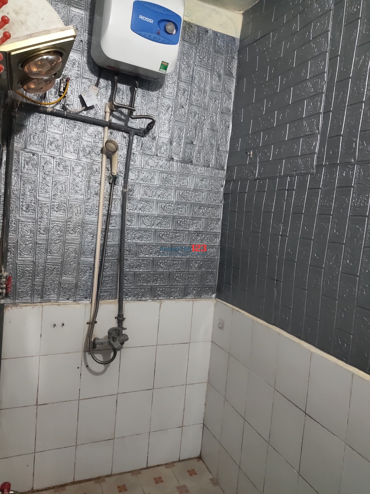 Cho thuê nhà trọ khép kín, đủ đồ cơ bản chính chủ đt 0913037496