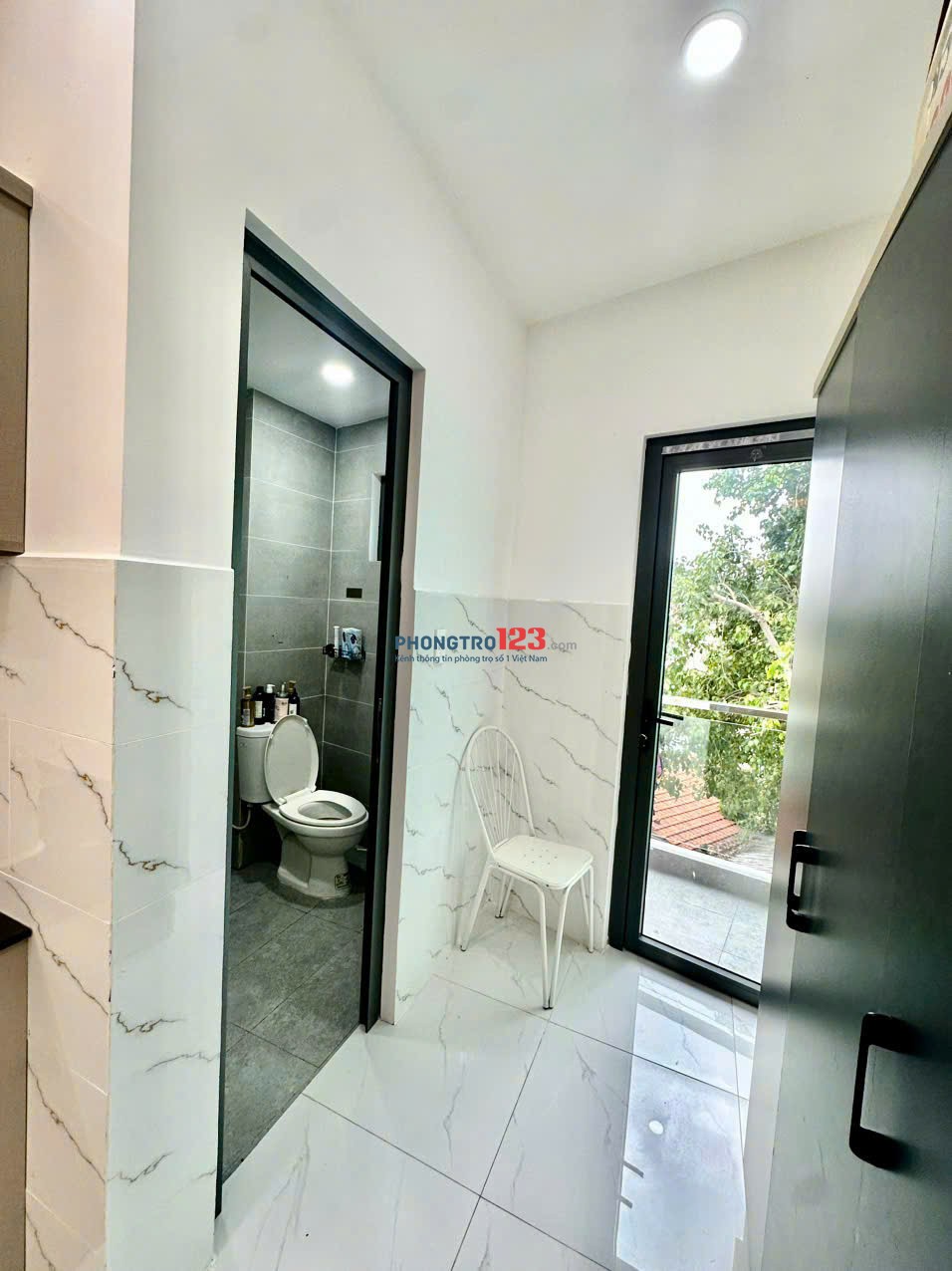 PHÒNG TRỌ BAN CÔNG XÔ VIẾT NGHỆ TĨNH, BÌNH THẠNH gần Hutech, ĐH Giao Thông Vận Tải, Peaarl PLAZA
