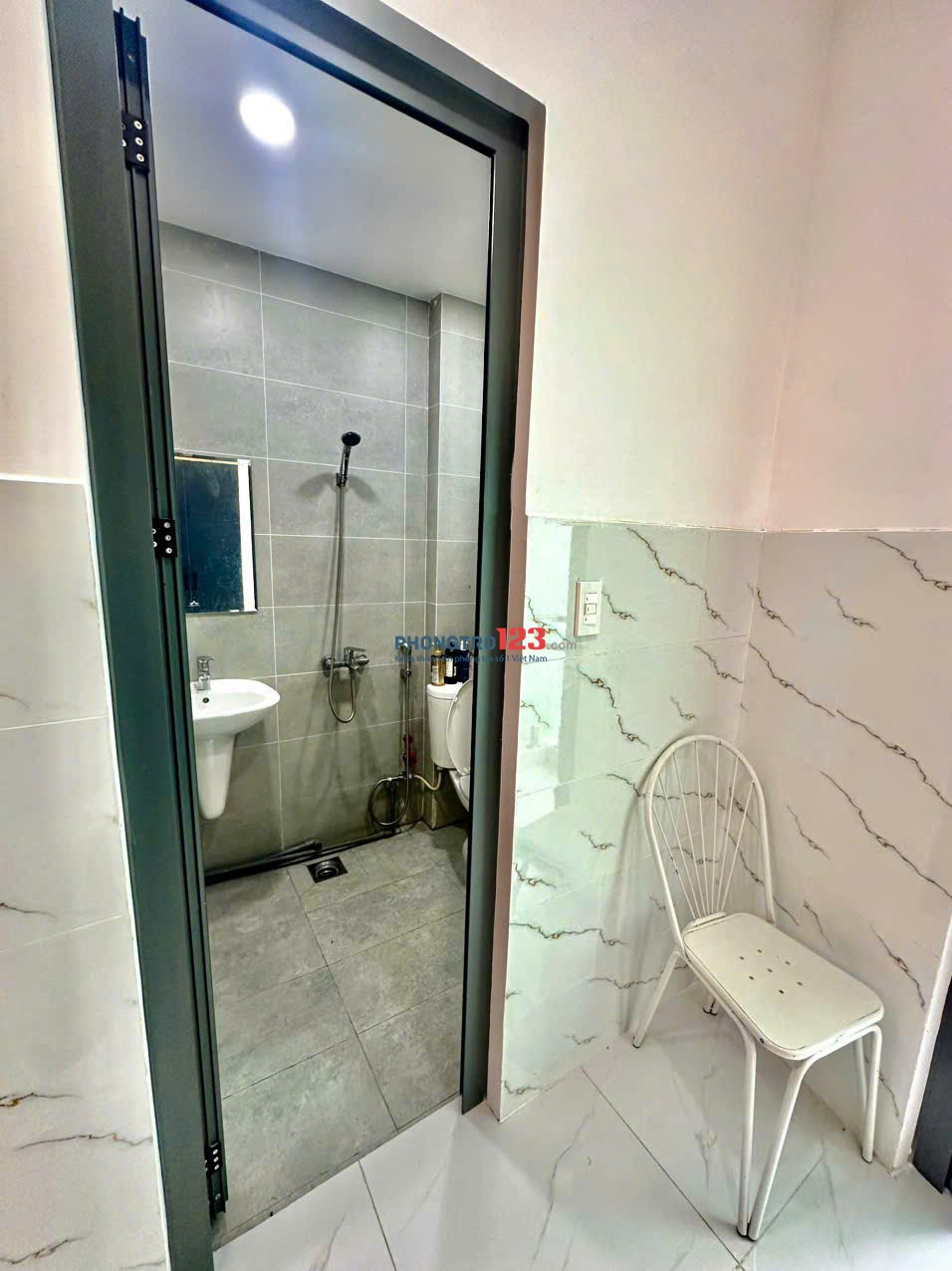 PHÒNG TRỌ BAN CÔNG XÔ VIẾT NGHỆ TĨNH, BÌNH THẠNH gần Hutech, ĐH Giao Thông Vận Tải, Peaarl PLAZA