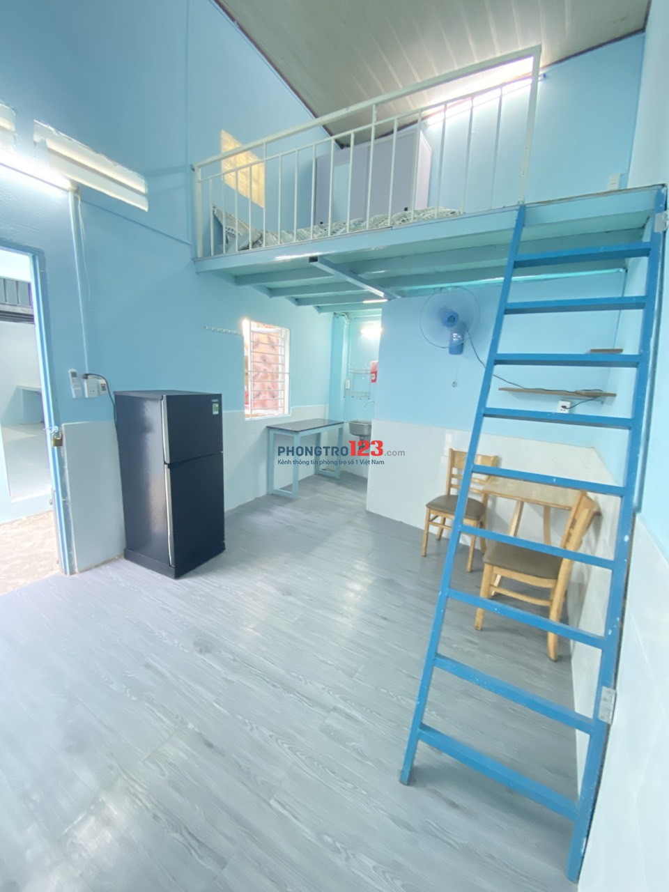 Phòng trọ gác cao 2m Nguyễn hữu cảnh gần manor võ duy ninh cầu thủ Thiêm cầu sài gòn