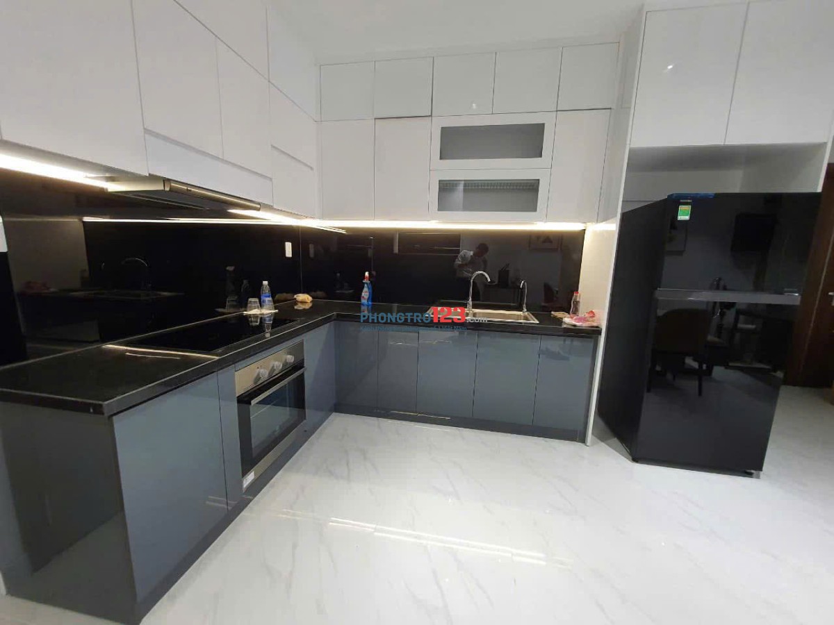 Chung cư Satra, Phan Đăng Lưu, PN: 2p ngủ, NT mới, 90m2, 16tr5