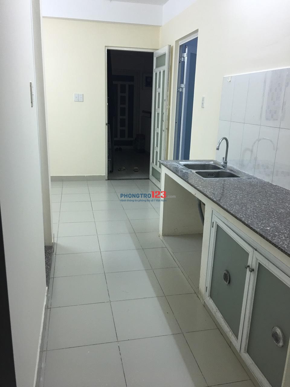 Cho thuê phòng 36m2 tuyệt đẹp, thoáng mát ở lầu 4