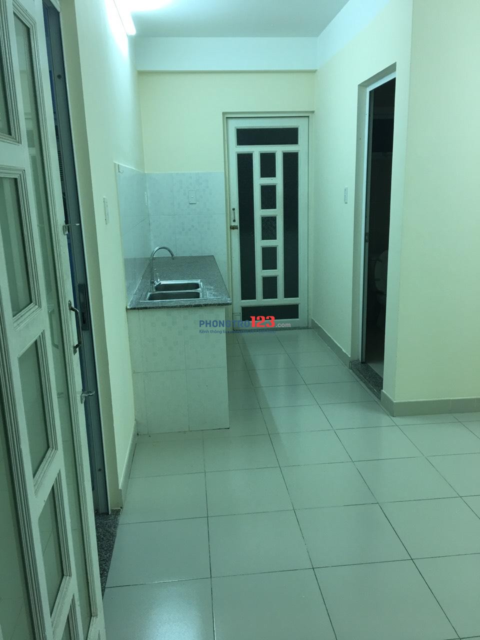 Cho thuê phòng 36m2 tuyệt đẹp, thoáng mát ở lầu 4
