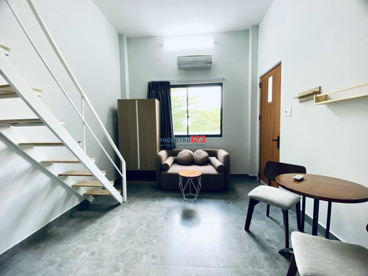 Cho thuê phòng BAN CÔNG CỬA SỔ LỚN ngay cuối Đường 3/2 Quận 11
