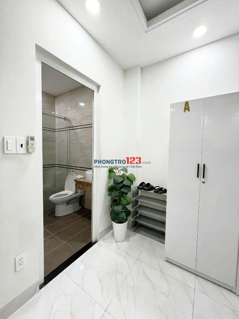 Tìm 2 Nam Ở Ghép, Full nội thất, trống sẵn tại Vạn Phúc City, ưu đãi sinh viên