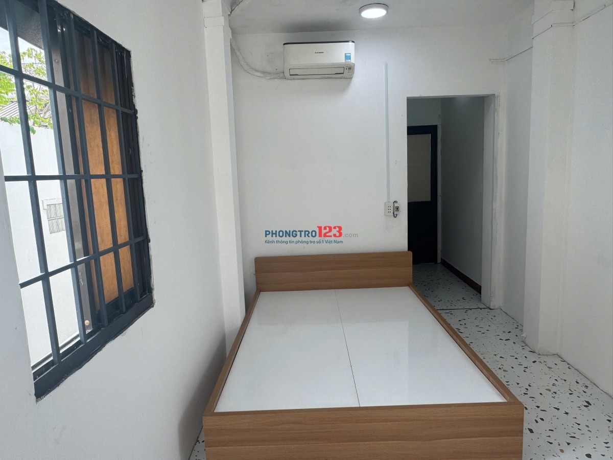 Phòng Thật_Ảnh thật_Cho thuê phòng ban công, tách bếp_Bình Thạnh, gần Văn Lang, HVCB giá rẻ chỉ 4trX