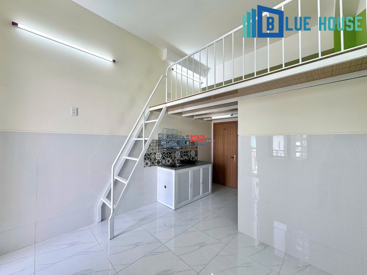 CHO THUÊ CĂN HỘ DỊCH VỤ ĐẦY ĐỦ NỘI THẤT CÓ BAN CÔNG RIÊNG THOÁNG MÁT GẦN ĐẦM SEN NƯỚC.