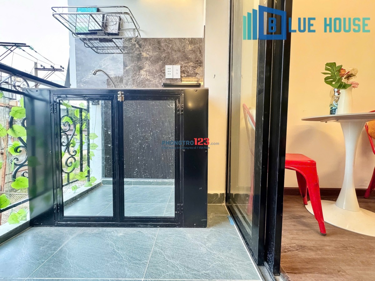 Cho thuê trọ rẻ 3x có ban công trên đường Vườn Lài