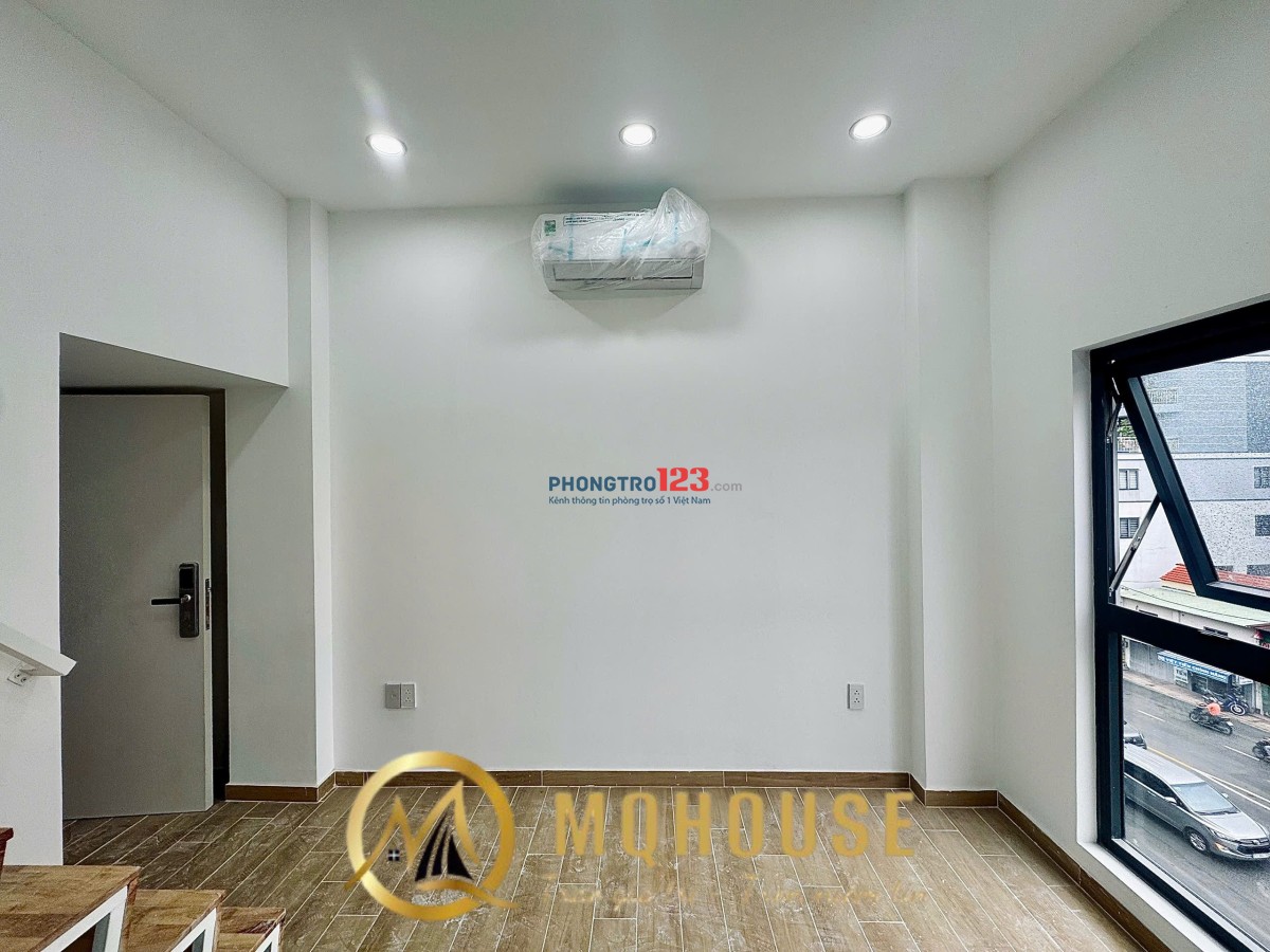 Phòng trọ cho thuê Hai Bà Trưng Q1 30m2 - gần ĐH Kinh Tế đầy đủ nội thất , cửa sổ lớn đón nắng
