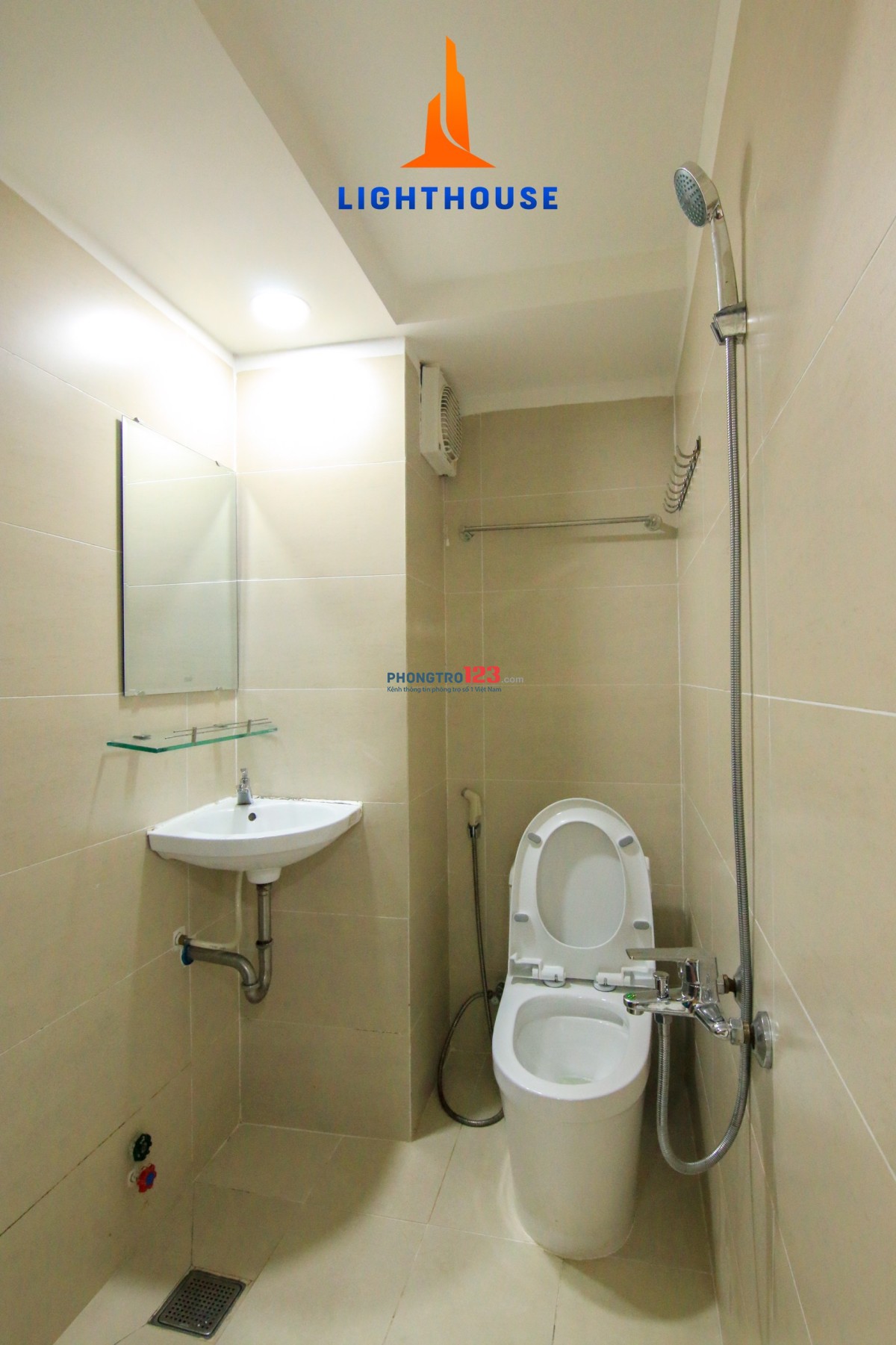 CHO THUÊ CĂN HỘ FULL NỘI THẤT GẦN NHIỀU TRƯỜNG ĐẠI HỌC HUTECH VLU HIU UTH UEF VÀ NGOẠI THƯƠNG