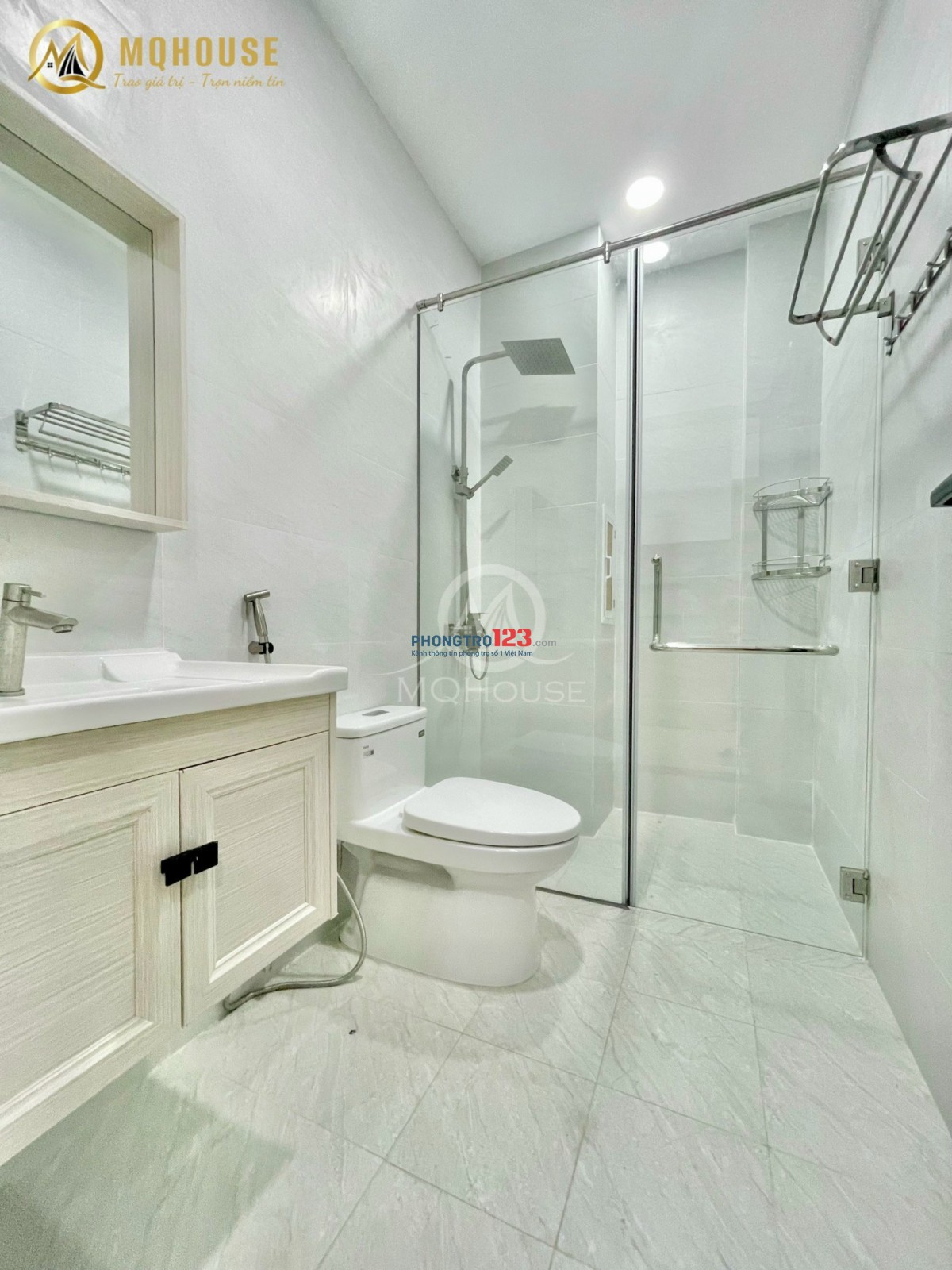 Căn Hộ Mini - Full Nội Thất, Ban Công/Cửa Sổ - Gần Sân Bay, Công Viên Hoàng Văn Thụ