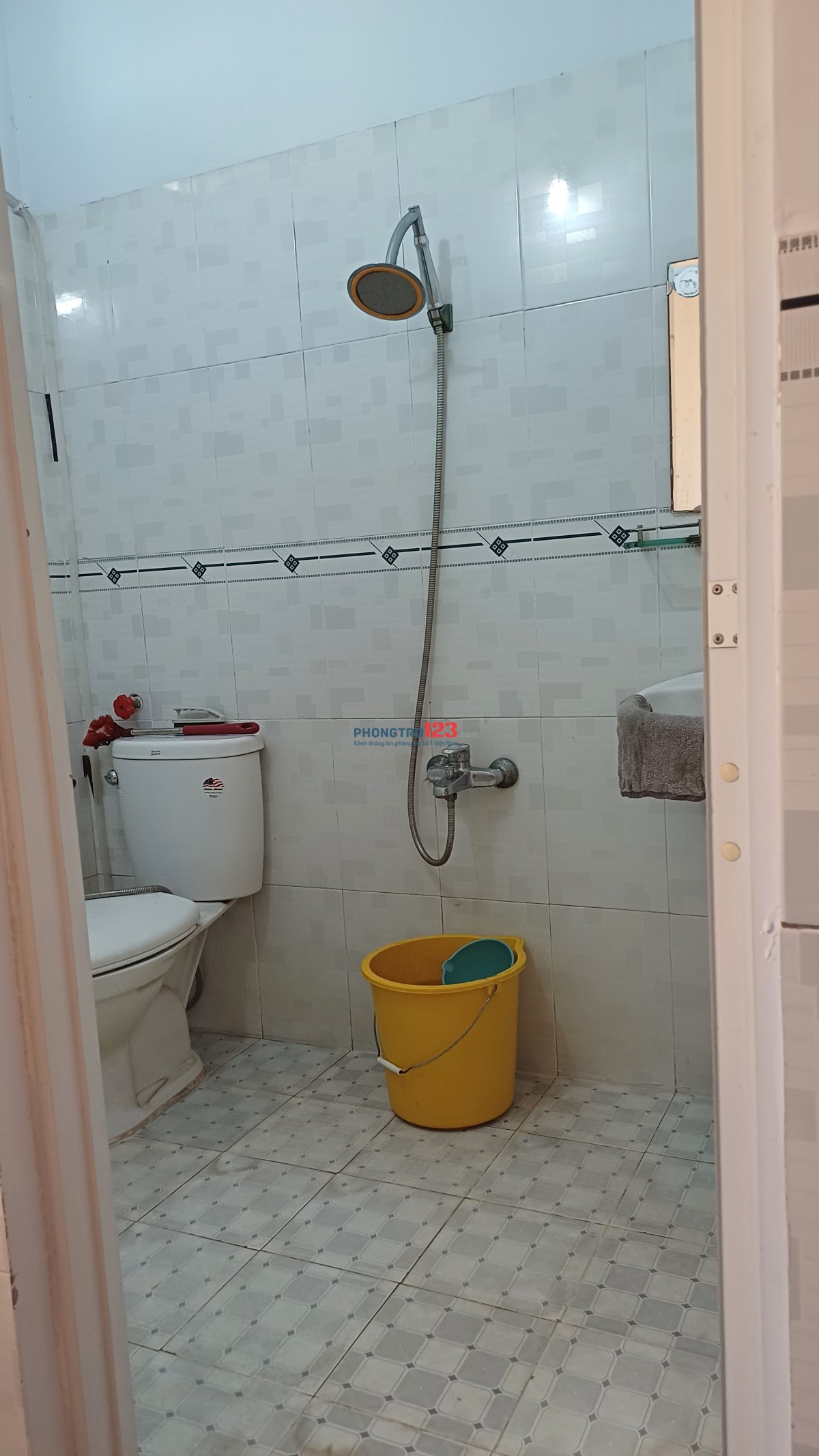 Nhượng lại phòng sát Etown, 554/16 Cộng Hoà, Q. Tân Bình, có cửa sổ