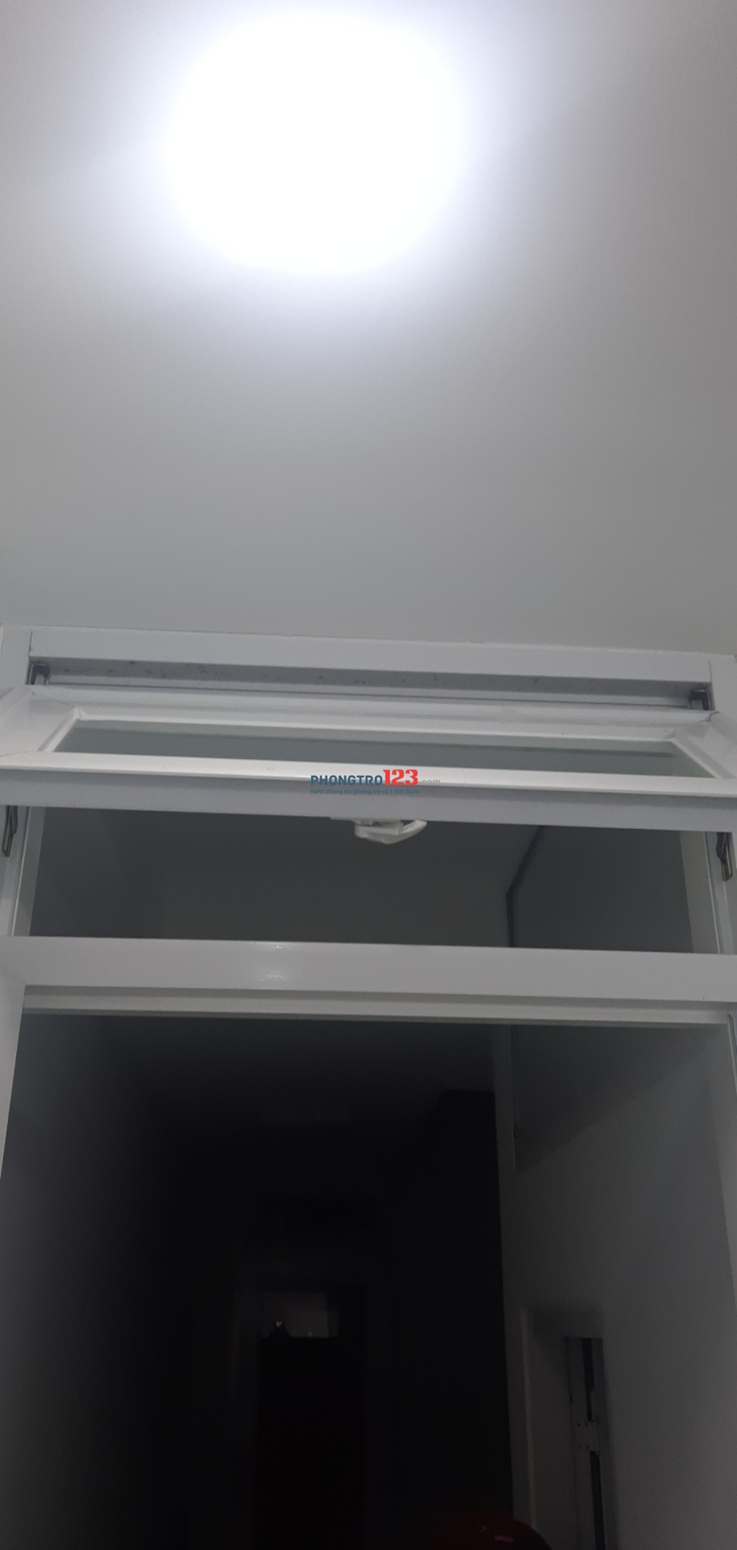 Cho Thuê Phòng Q10.fuff nội thất.cửa sổ ban công.mới keng.3tr5