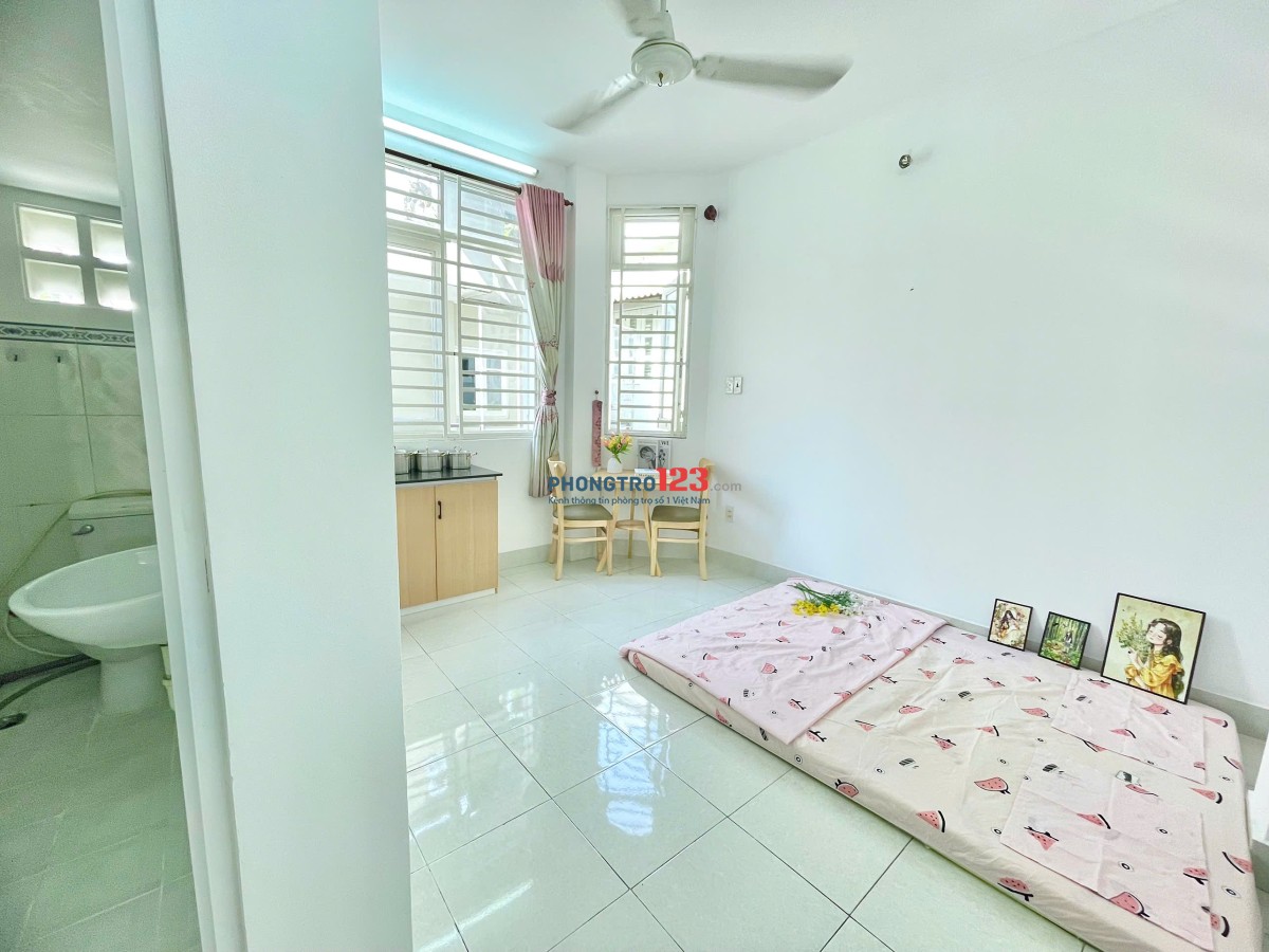 Phòng trọ siêu xinh đầy đủ tiện ích CMT8, P7, Tân Bình