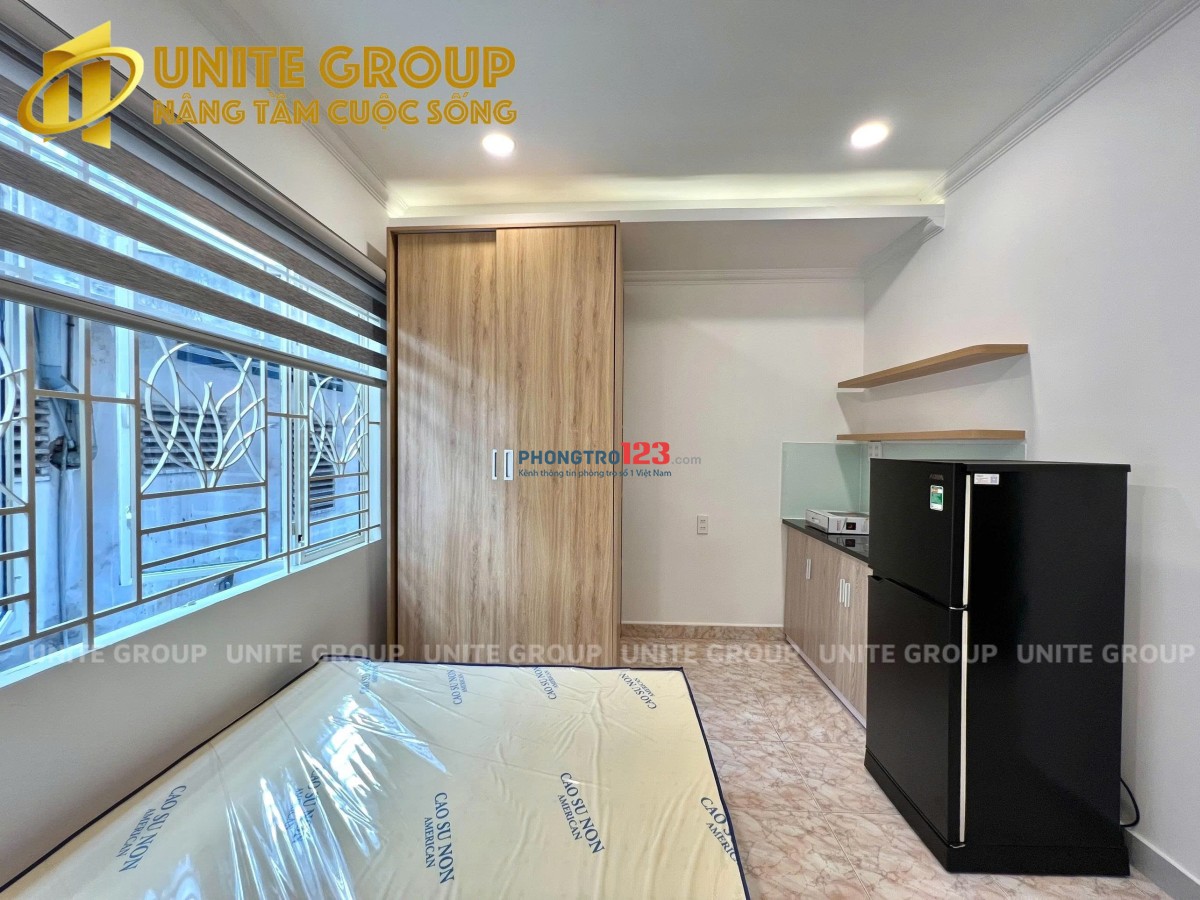 Cho thuê phòng trọ ngay bình thạnh đầy đủ nội thất giáp Q1 ban công xịn xò và đại họcHIU Hutech