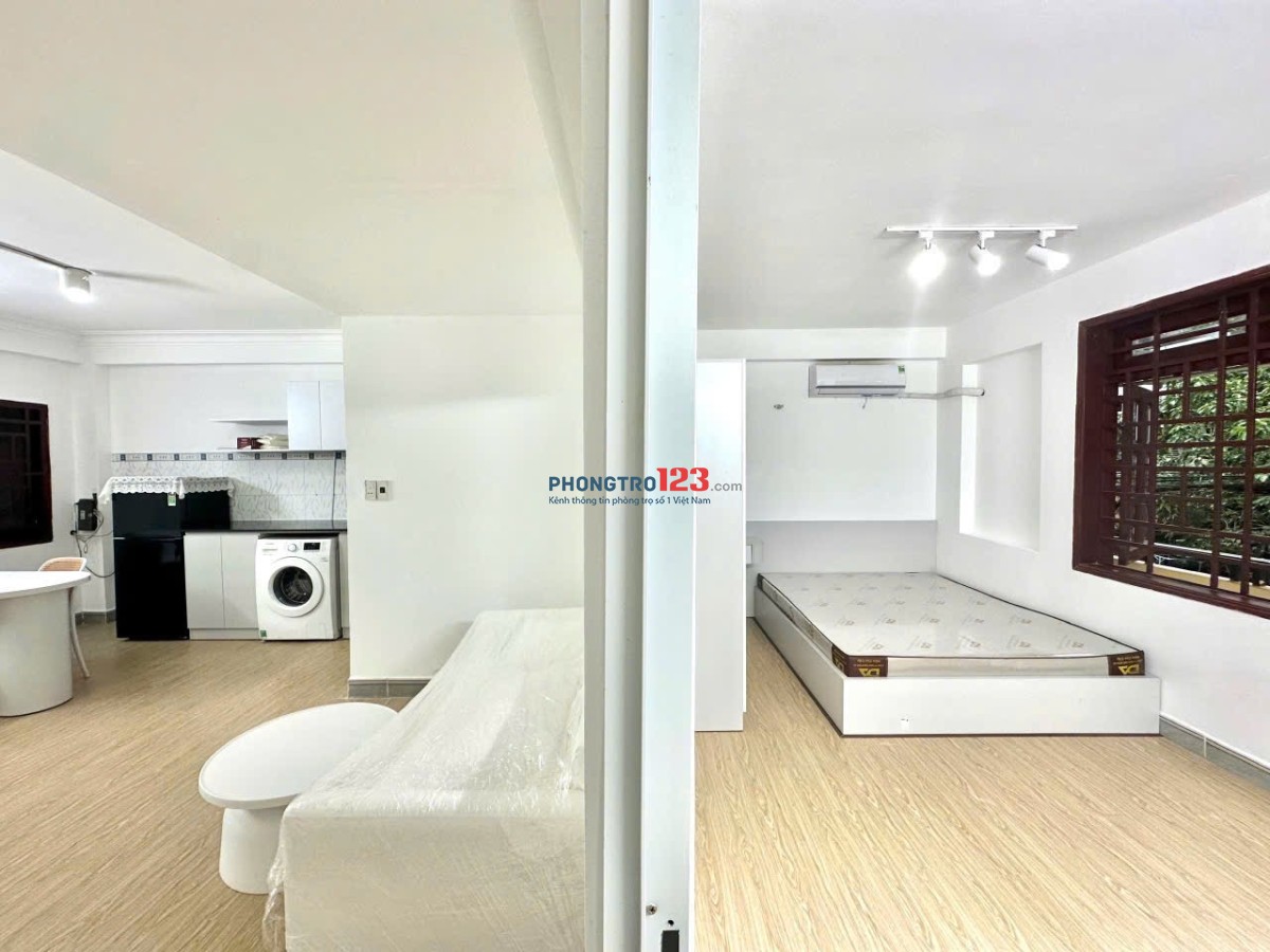 Cho Thuê Căn Hộ 1 Phòng Ngủ Ban Công 50m2 Ngay Ngã Tư Bảy Hiền Giá Hạt Dẻ