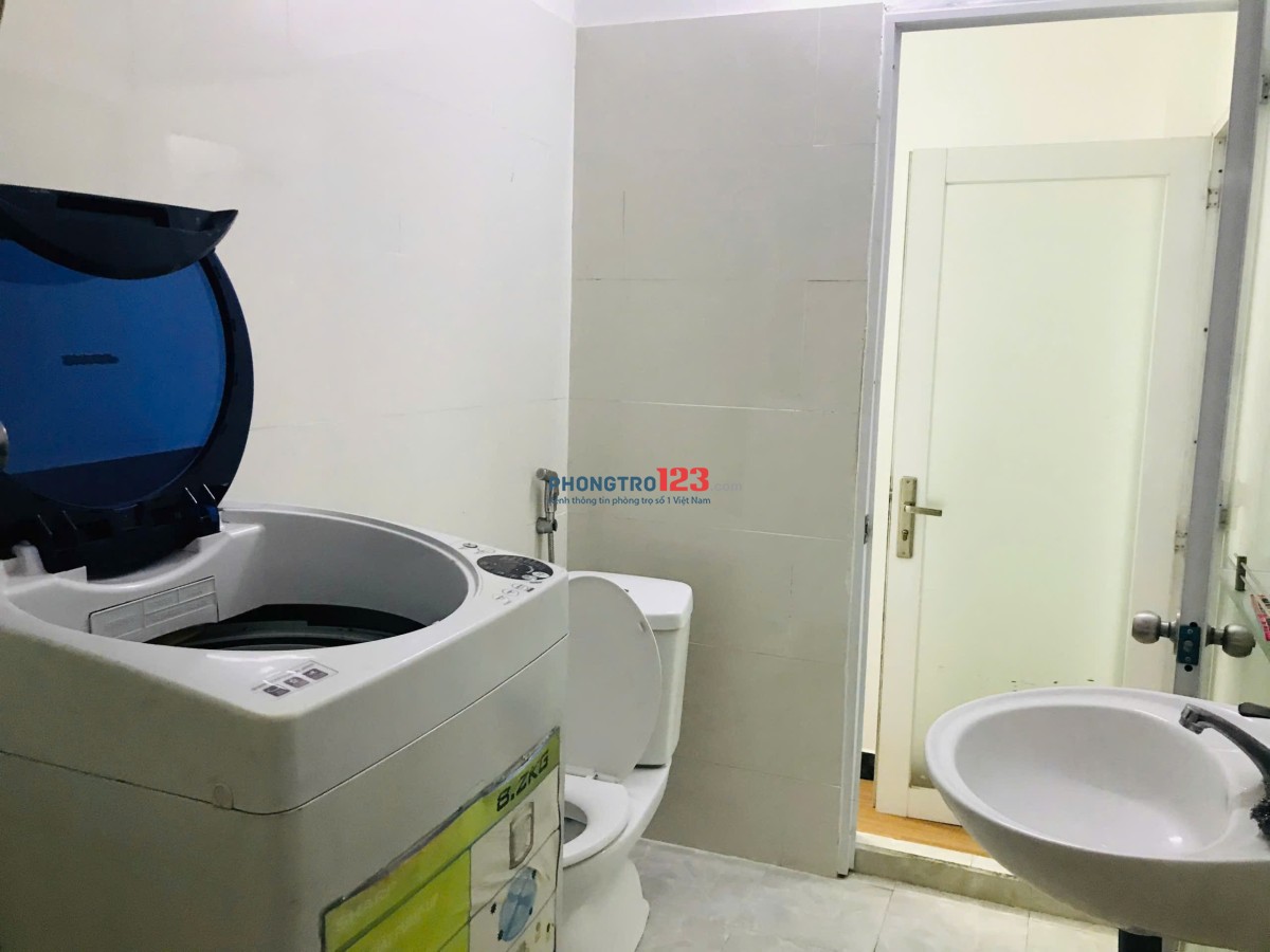 Trống phòng 35m2 full nội thất, Bancol thoáng Mê Linh, quận Bình Thạnh, gần Quận 1, Hàng xanh