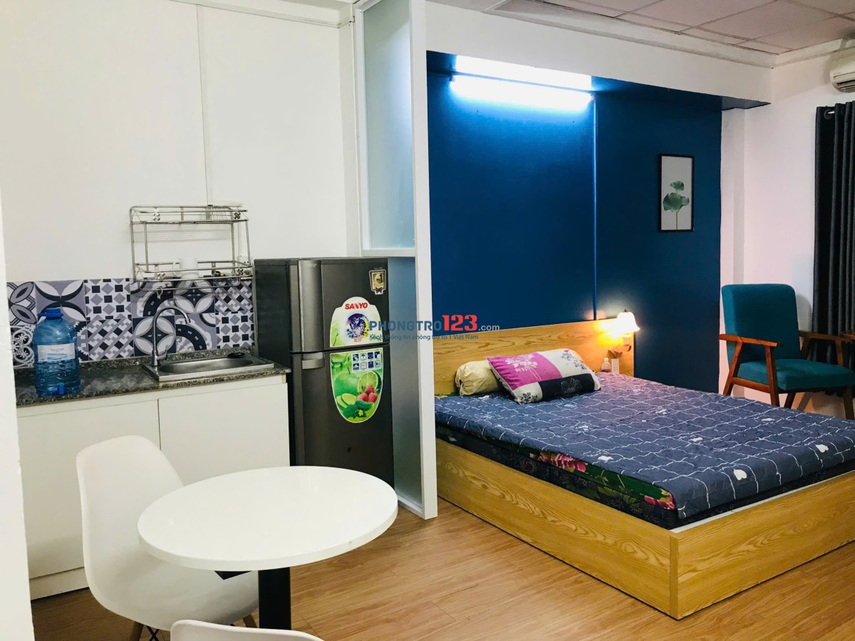 Trống phòng 35m2 full nội thất, Bancol thoáng Mê Linh, quận Bình Thạnh, gần Quận 1, Hàng xanh