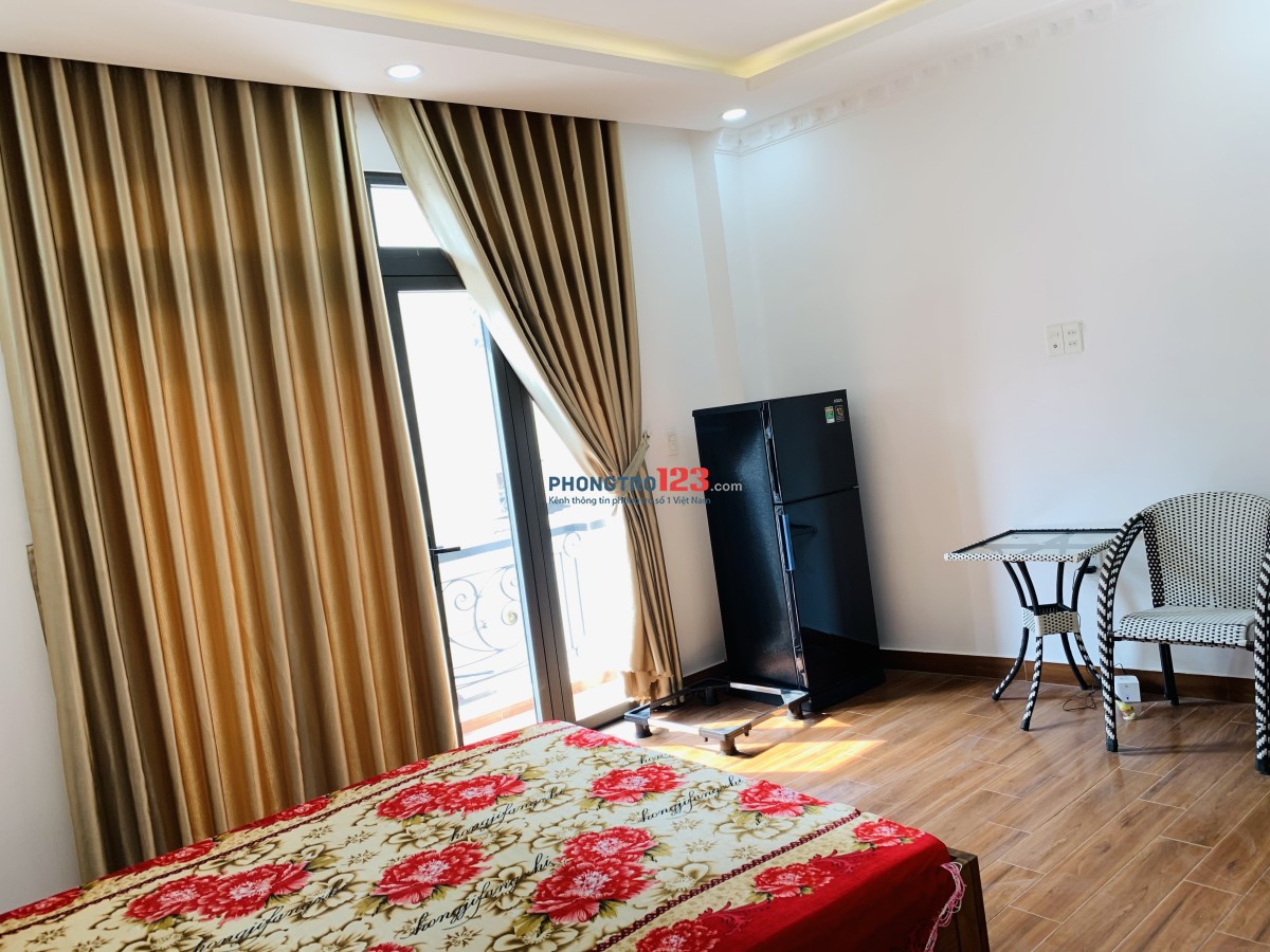 phòng cao cấp, gần sân bay, gần nhiều trường đại học,ngay trung tâm