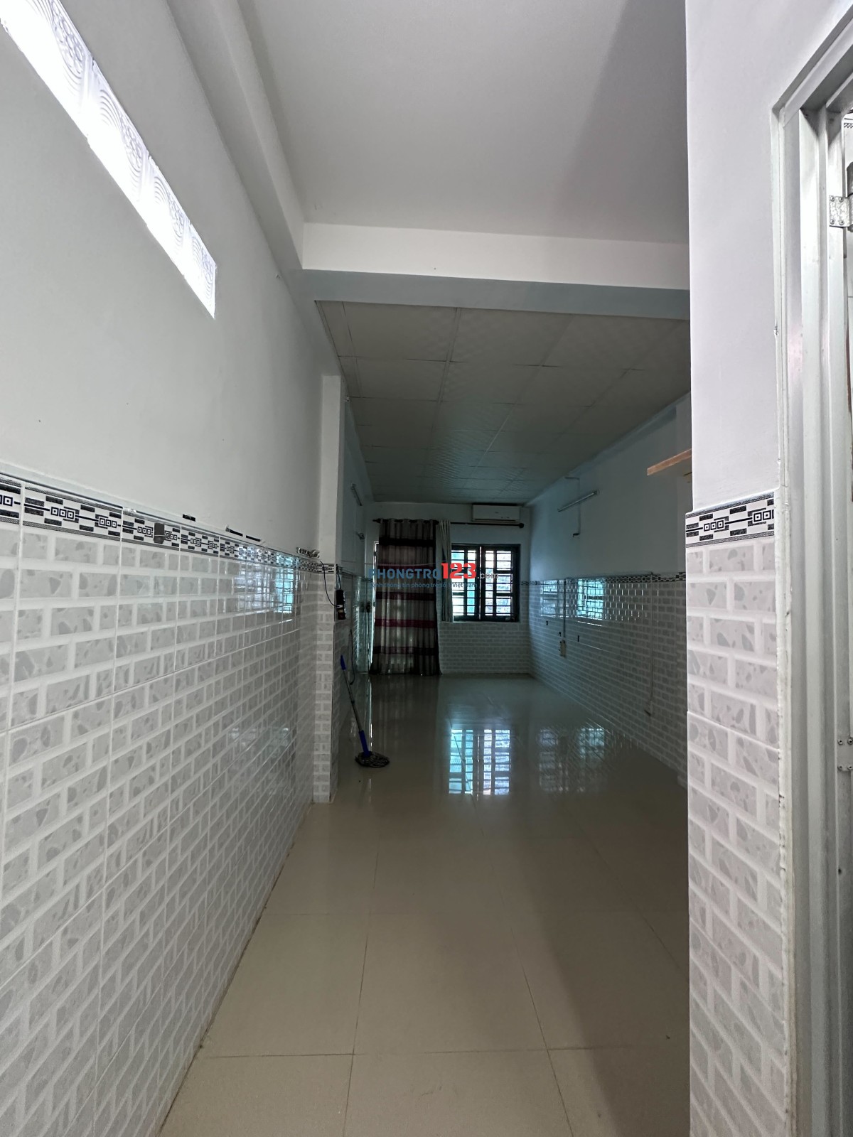 Cho thuê phòng 30m2 lầu 4 phường 15 quận 10