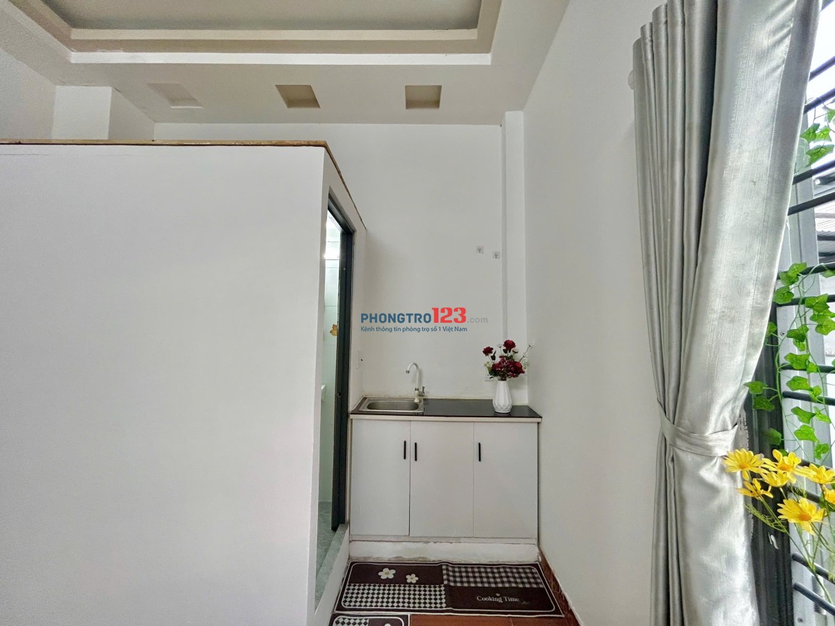 TRỐNG STUDIO ĐẦY ĐỦ TIỆN NGHI CÓ NƯỚC NÓNG LẠNH Ở HUỲNH VĂN NGHỆ GẦN CHỢ PHẠM VĂN BẠCH TÂN BÌNH