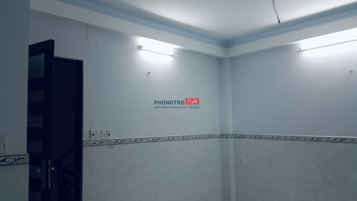 Nhà mới cho thuê phòng, gần sân banh cây sộp, Nguyễn Văn Quá - CViên PMQTrung