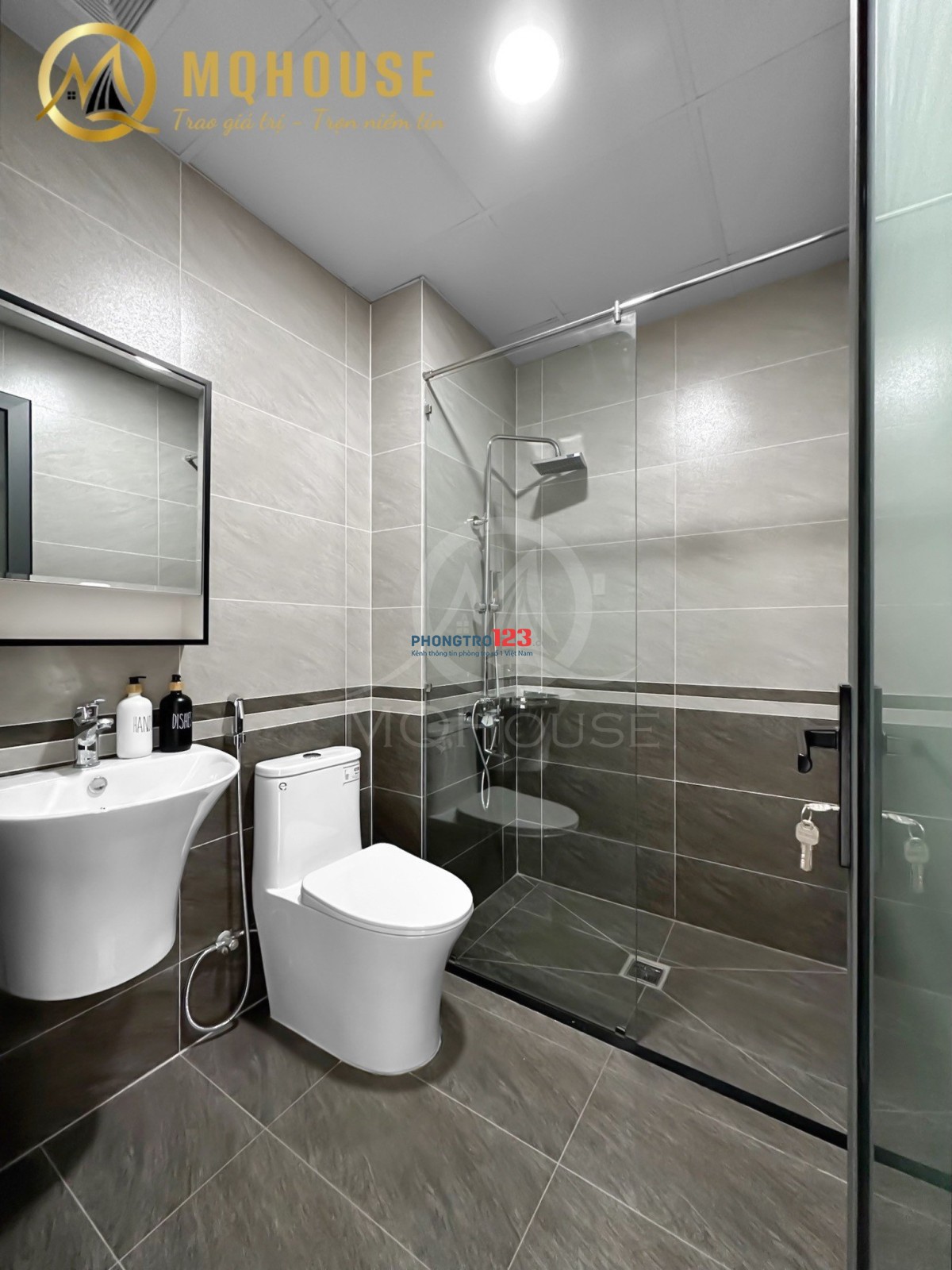 DUPLEX SANG TRỌNG BẬC NHẤT TẦM GIÁ GẦN CHỢ TÂN BÌNH GIÁP Q10
