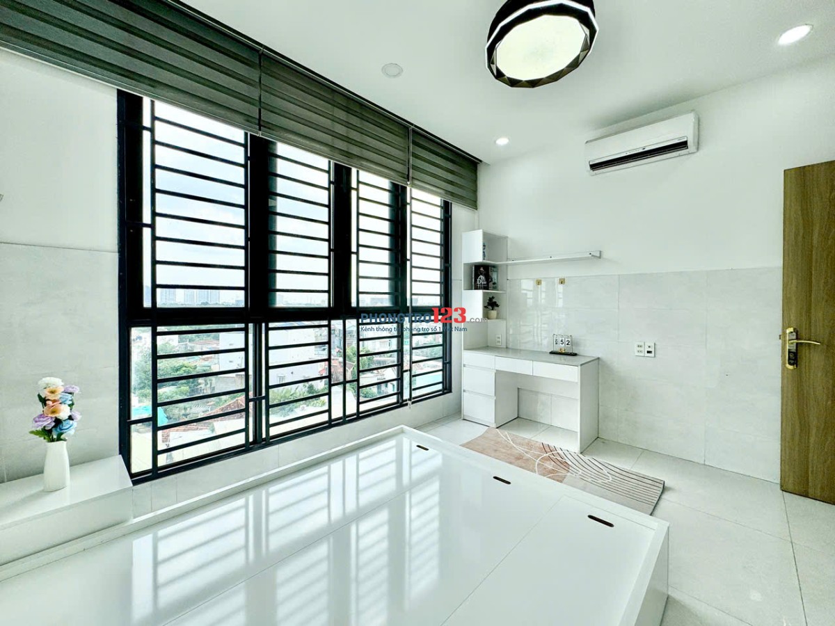 PHÒNG FULL NỘI THẤT CÓ CỬA SỔ LỚN NGAY NGUYỄN DUY TRINH CHỈ 4TR9