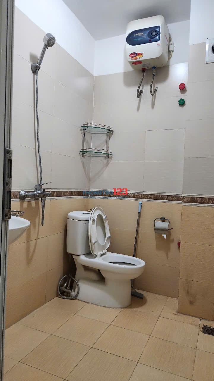 Cho thuê tầng 3 tại 137 ngõ Thái Thịnh 1, phường Đống Đa, Hà Nội