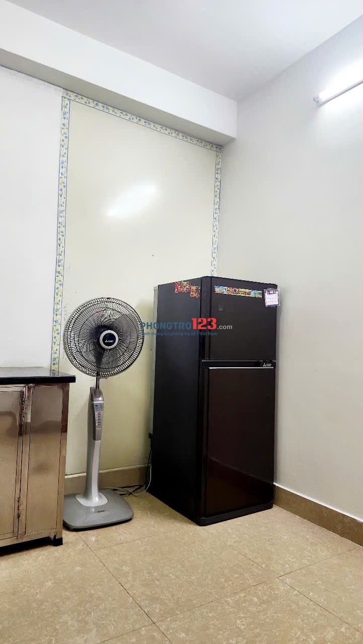 Cho thuê tầng 3 tại 137 ngõ Thái Thịnh 1, phường Đống Đa, Hà Nội