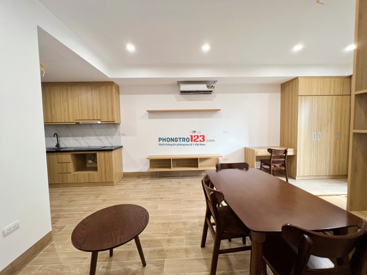 CHÍNH CHỦ CHO THUÊ CĂN STUDIO 40m2 CÓ BAN CÔNG KHU VỰC ĐỘI CẤN, BA ĐÌNH FULL ĐỒ OTO ĐỖ CỬA
