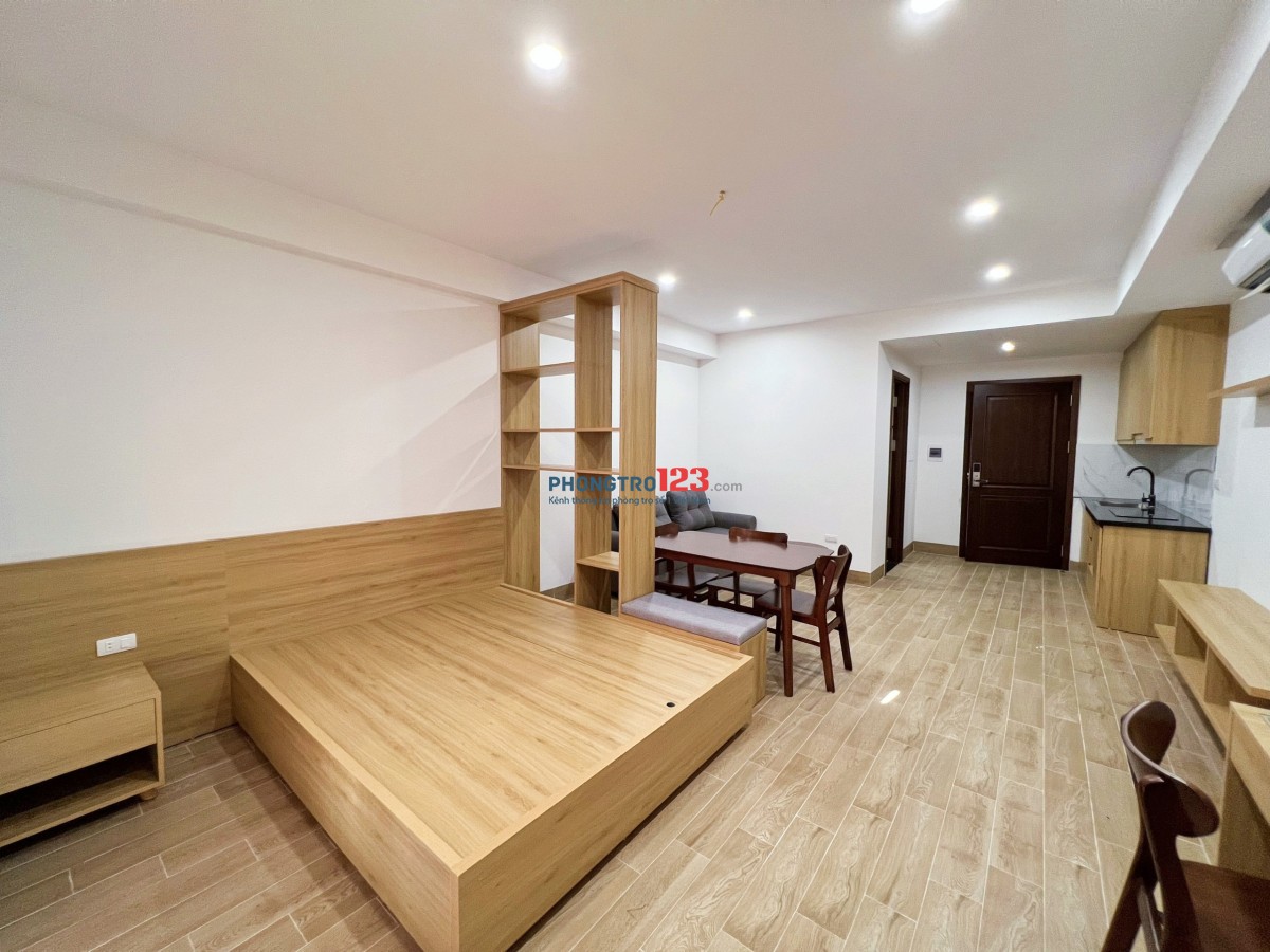 CHÍNH CHỦ CHO THUÊ CĂN STUDIO 40m2 CÓ BAN CÔNG KHU VỰC ĐỘI CẤN, BA ĐÌNH FULL ĐỒ OTO ĐỖ CỬA
