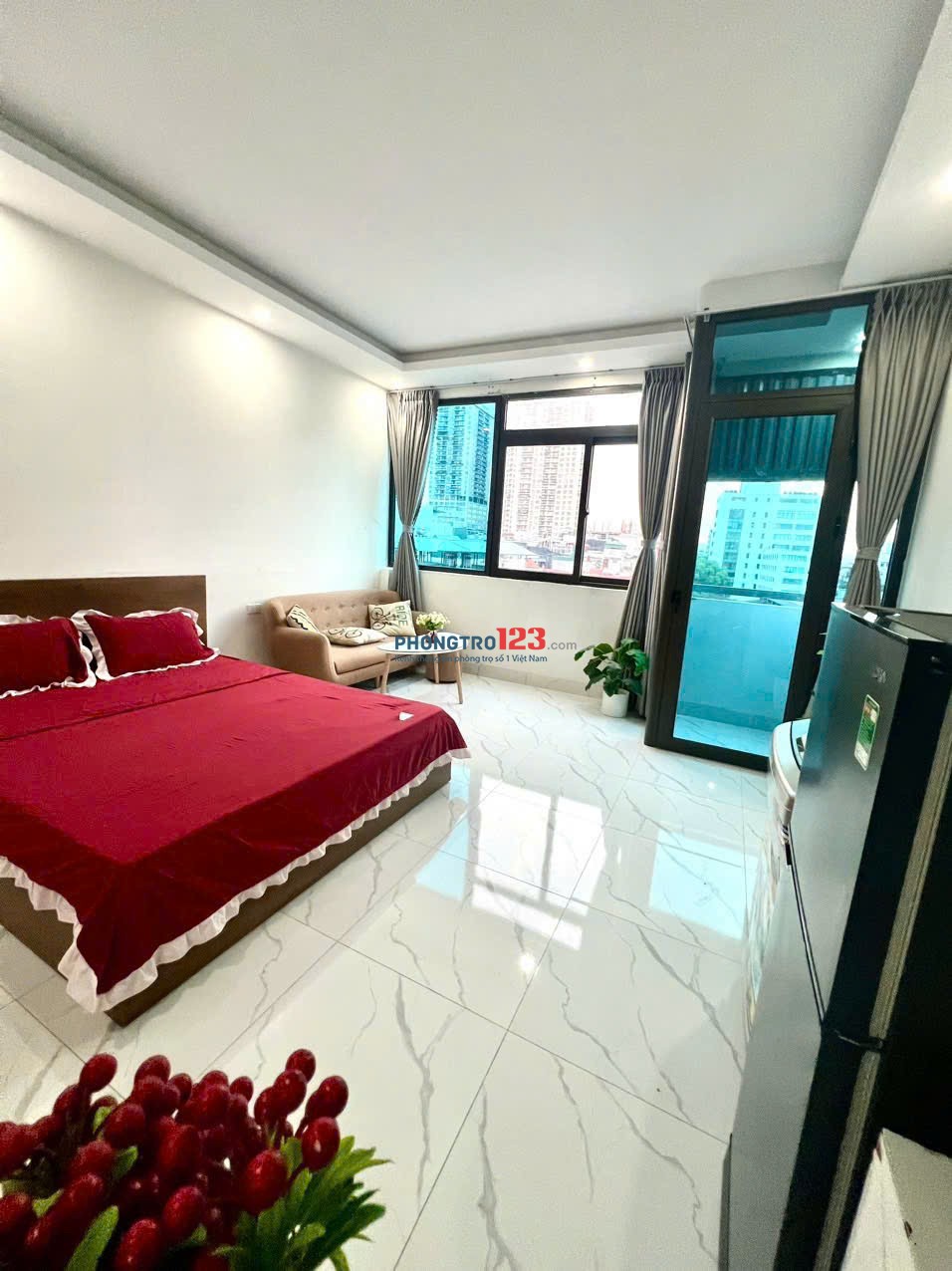 Một slot cuối cùng ngõ 82 Yên Lãng phòng studio 27m2 Full nội thất , máy giặt riêng, điều hoà