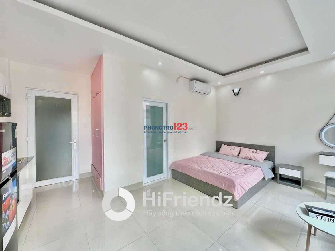 Phòng Thoáng Mát ngay Etown Cộng Hòa