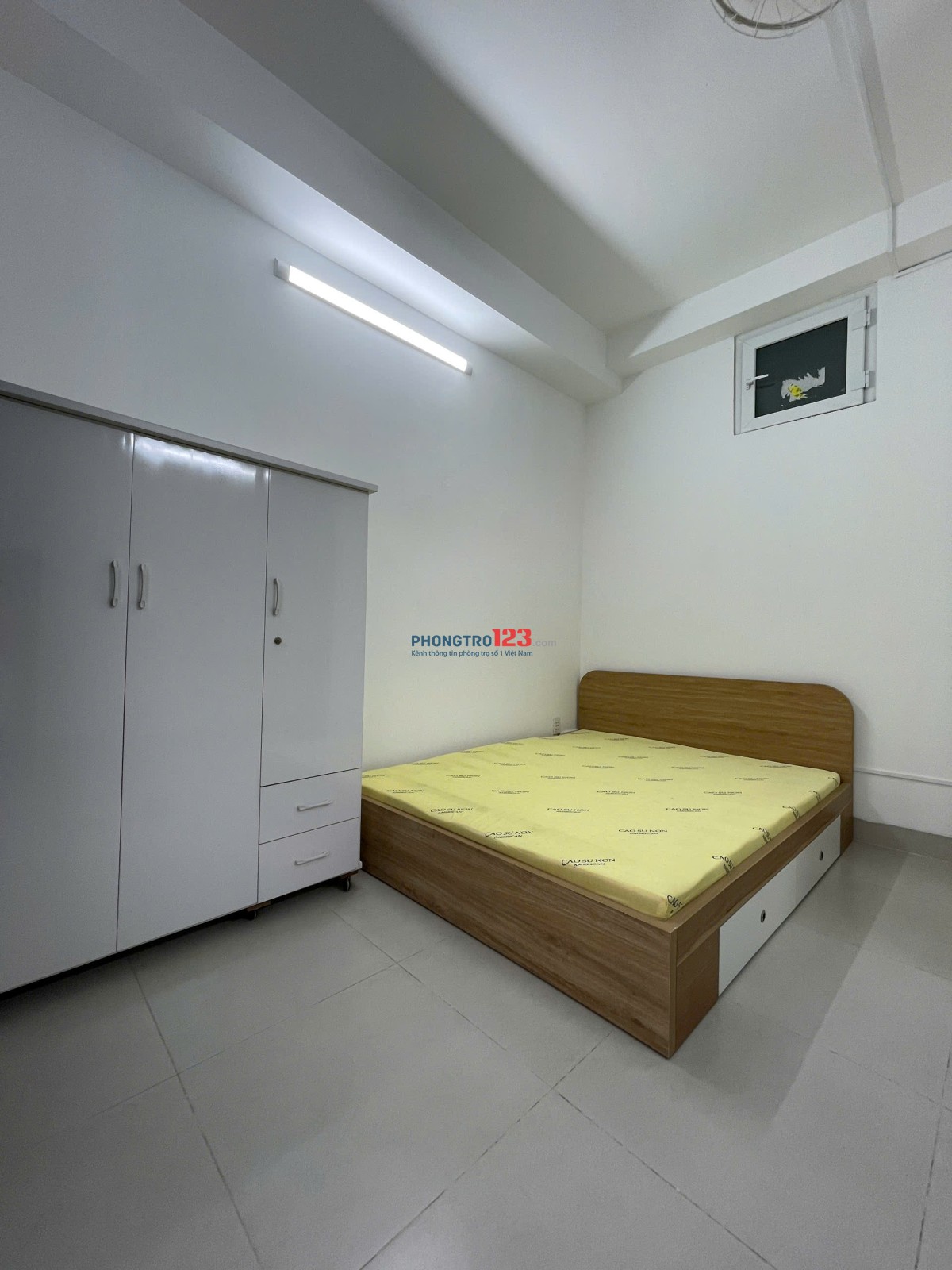 PHÒNG 30M² - FULL NỘI THẤT - NGAY ĐẠI HỌC VĂN LANG - CHỈ 5TR8